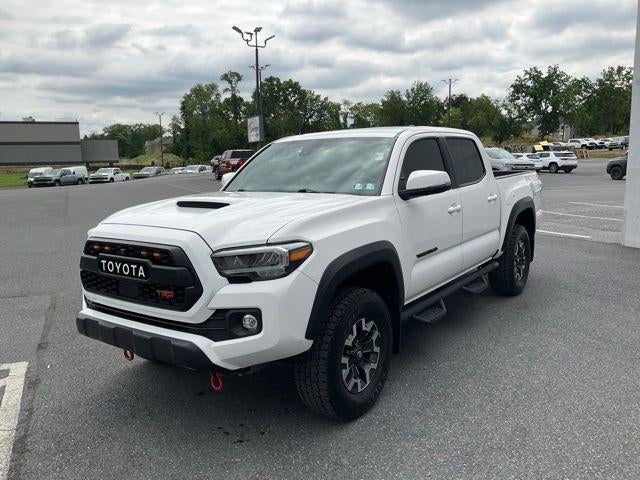 2021 Toyota Tacoma 4WD TRD Off Road Double Cab 5' Bed V6 MT (Natl)
