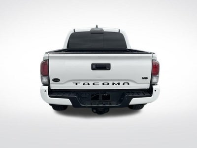 2021 Toyota Tacoma 4WD TRD Off Road Double Cab 5' Bed V6 MT (Natl)