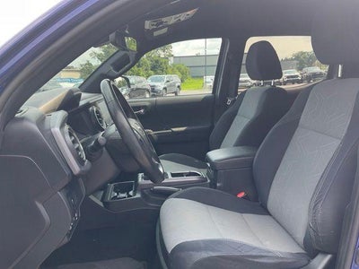 2022 Toyota Tacoma 4WD TRD Off Road Double Cab 5' Bed V6 AT (Natl)