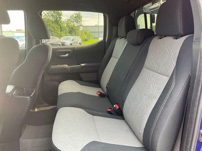 2022 Toyota Tacoma 4WD TRD Off Road Double Cab 5' Bed V6 AT (Natl)