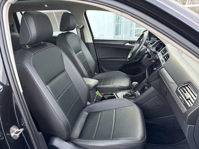 2021 Volkswagen Tiguan 2.0T SE FWD