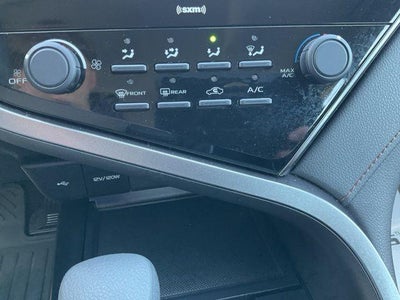 2020 Toyota Camry LE Auto (SE)