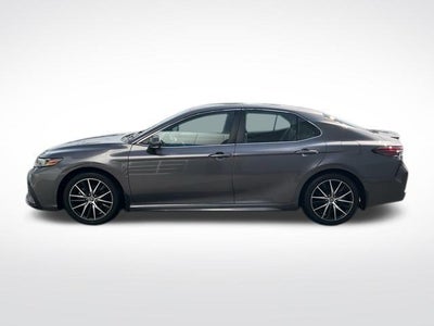 2022 Toyota Camry SE Auto AWD (Natl)