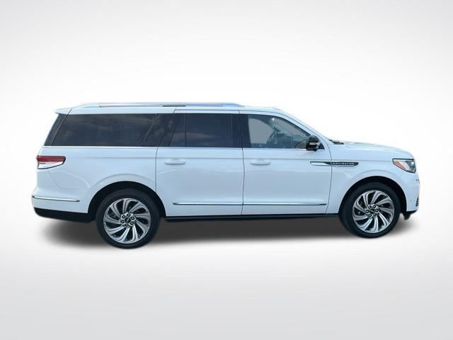 2023 Lincoln Navigator L Reserve 4x4