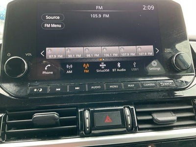 2023 Nissan Pathfinder SL 4WD