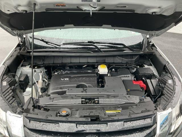 2023 Nissan Pathfinder SL 4WD