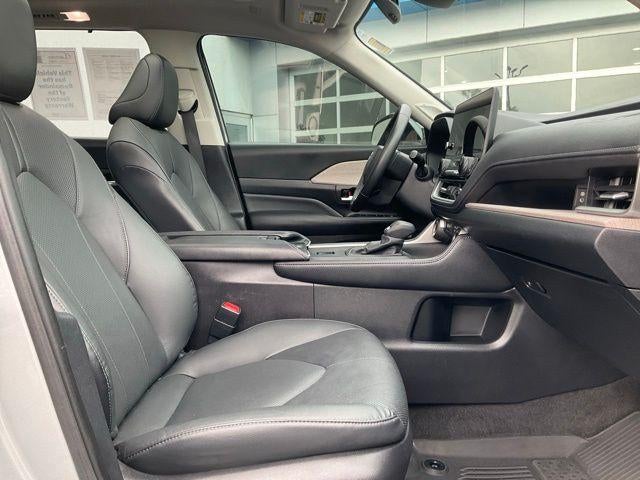 2024 Toyota Grand Highlander Limited AWD (Natl)