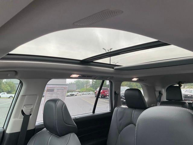 2024 Toyota Grand Highlander Limited AWD (Natl)