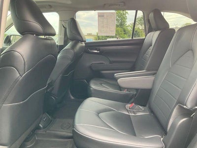 2023 Toyota Highlander XLE AWD (Natl)