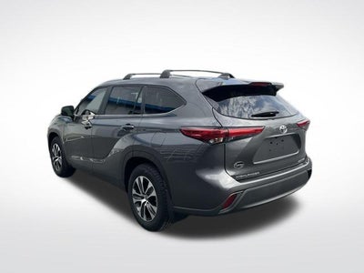 2023 Toyota Highlander XLE AWD (Natl)