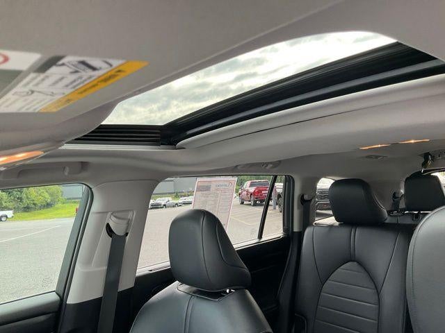 2023 Toyota Highlander XLE AWD (Natl)
