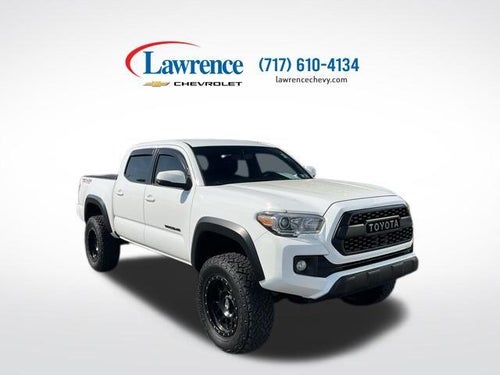 2017 Toyota Tacoma TRD Off Road Double Cab 5' Bed V6 4x4 AT (Natl)