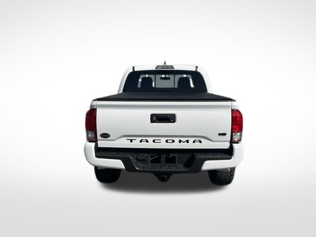 2017 Toyota Tacoma TRD Off Road Double Cab 5' Bed V6 4x4 AT (Natl)