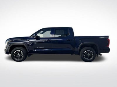2025 Toyota Tundra 4WD SR5 CrewMax 5.5' Bed (SE)