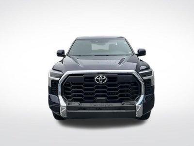 2025 Toyota Tundra 4WD SR5 CrewMax 5.5' Bed (SE)