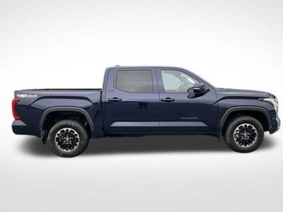 2025 Toyota Tundra 4WD SR5 CrewMax 5.5' Bed (SE)