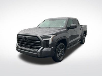 2025 Toyota Tundra 4WD SR5 CrewMax 5.5' Bed (SE)