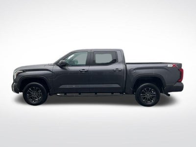 2025 Toyota Tundra 4WD SR5 CrewMax 5.5' Bed (SE)