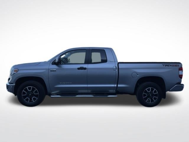 2015 Toyota Tundra 4WD Truck 4WD Double Cab Standard Bed 5.7L V8 SR5 (Natl)
