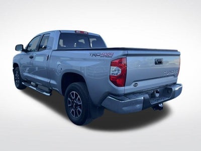 2015 Toyota Tundra 4WD Truck 4WD Double Cab Standard Bed 5.7L V8 SR5 (Natl)