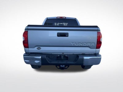 2015 Toyota Tundra 4WD Truck 4WD Double Cab Standard Bed 5.7L V8 SR5 (Natl)