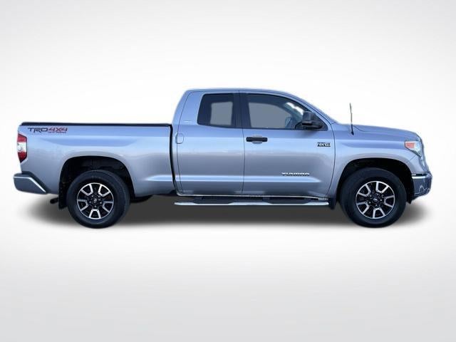 2015 Toyota Tundra 4WD Truck 4WD Double Cab Standard Bed 5.7L V8 SR5 (Natl)