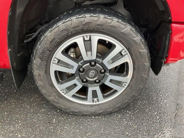 2018 Toyota Tundra 4WD SR5 Double Cab 6.5' Bed 5.7L (Natl)