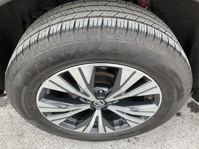 2021 Nissan Rogue AWD SV