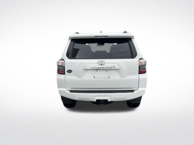 2023 Toyota 4Runner SR5 4WD (GS)