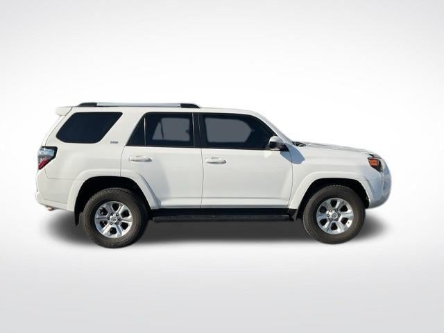 2023 Toyota 4Runner SR5 4WD (GS)