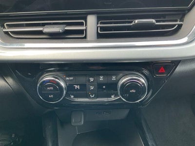 2025 Chevrolet Trax FWD 4dr LT