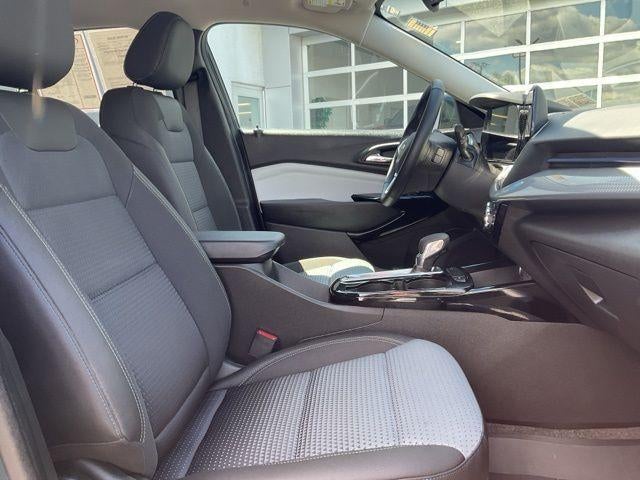 2025 Chevrolet Trax FWD 4dr LT