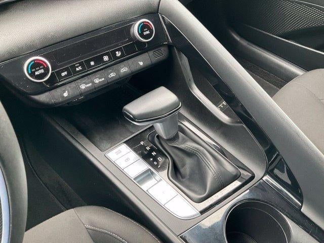 2021 Hyundai Elantra SEL IVT