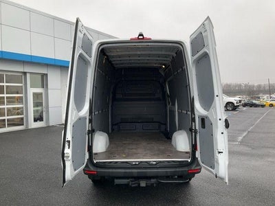 2025 Mercedes-Benz Sprinter Cargo Van 2500 Standard Roof I4 Diesel 144" RWD