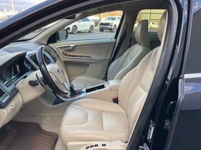 2015 Volvo XC60 2015.5 FWD 4dr T6 Drive-E Platinum