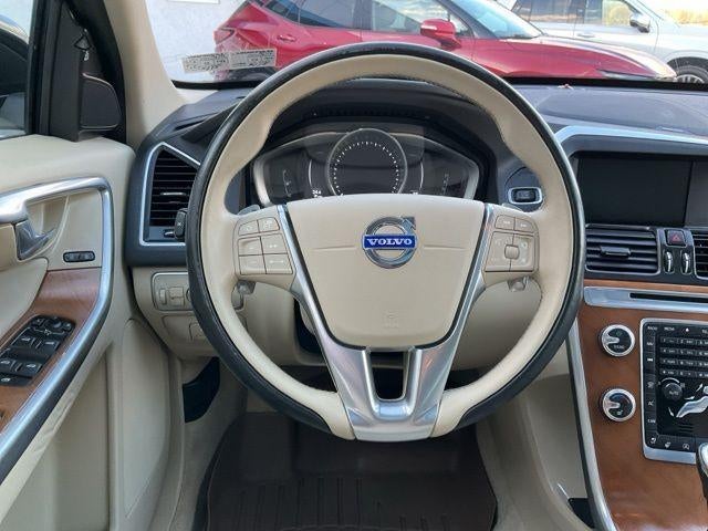 2015 Volvo XC60 2015.5 FWD 4dr T6 Drive-E Platinum