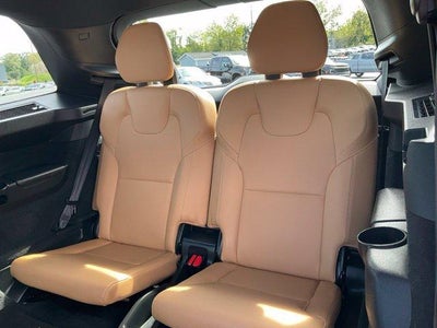 2019 Volvo XC90 T6 AWD Momentum