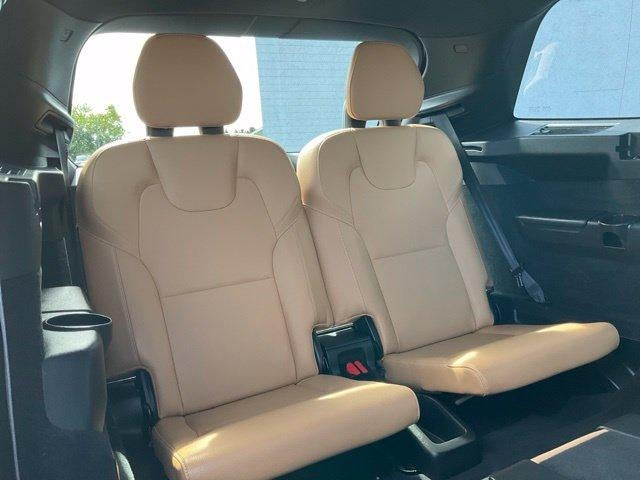2019 Volvo XC90 T6 AWD Momentum