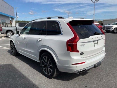 2019 Volvo XC90 T6 AWD Momentum