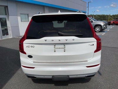 2019 Volvo XC90 T6 AWD Momentum