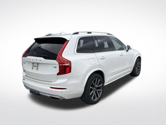 2019 Volvo XC90 T6 AWD Momentum