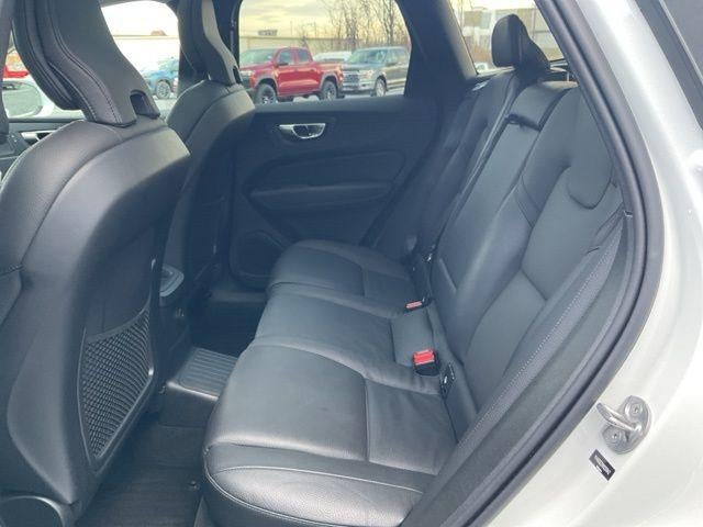 2022 Volvo XC60 Recharge Plug-In Hyb T8 eAWD PHEV Inscription Expression Extended Range