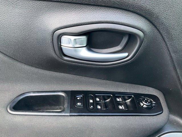 2021 Jeep Renegade Latitude FWD